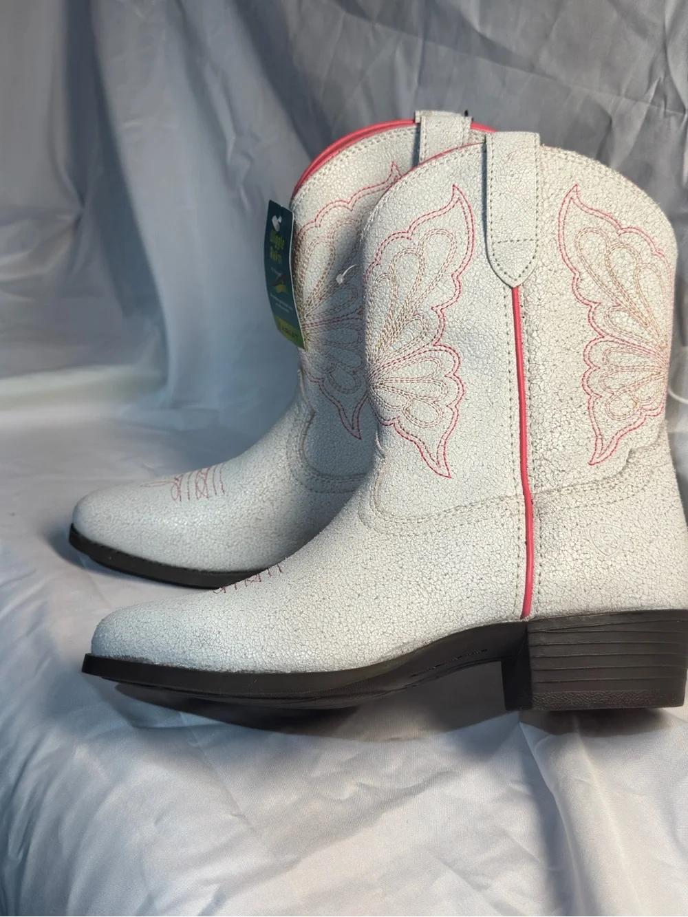 Ariat brand style